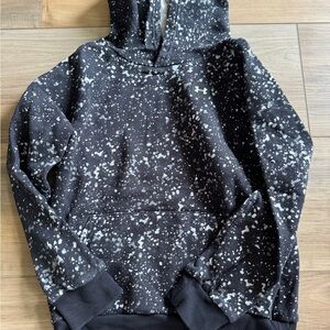 Under Armour Speckled Black and White Hoodie